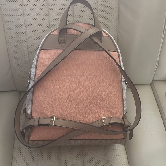 Michael Kors backpack bag EUC (except one flaw) - Picture 9 of 12